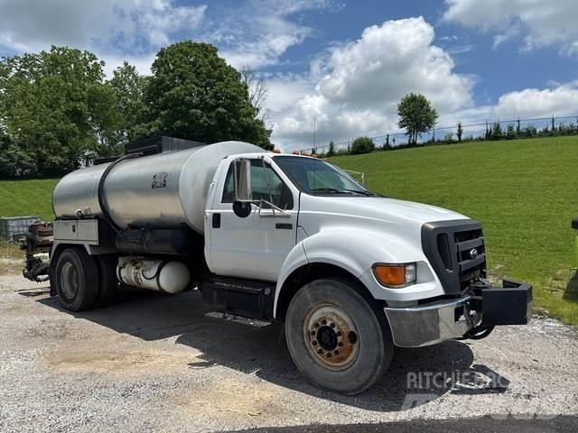 Ford F-750 Бетономішалки (Автобетонозмішувачі)