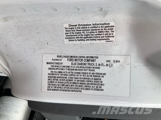 Ford F-750 Вантажівки для доставки напоїв