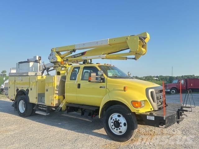 Ford F-750 Автовишки на базі вантажівки