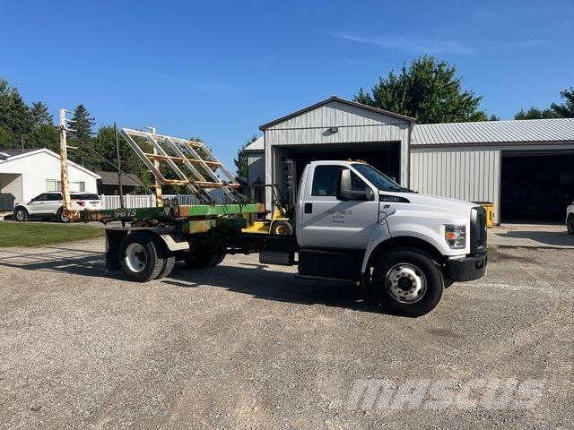 Ford F-750 Кабіни