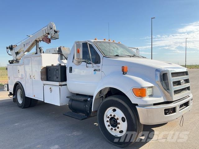 Ford F-750 Комунальні автомобілі / автомобілі загального призначення
