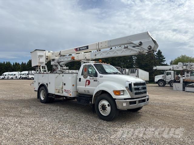 Ford F-750 Автовишки на базі вантажівки