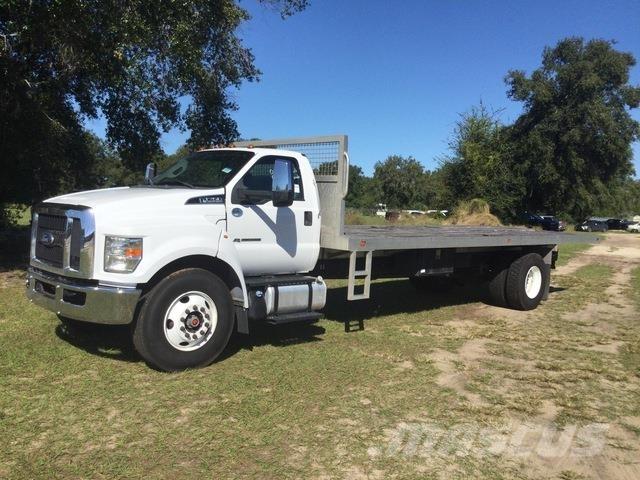 Ford F-750 Вантажівки-платформи/бокове розвантаження