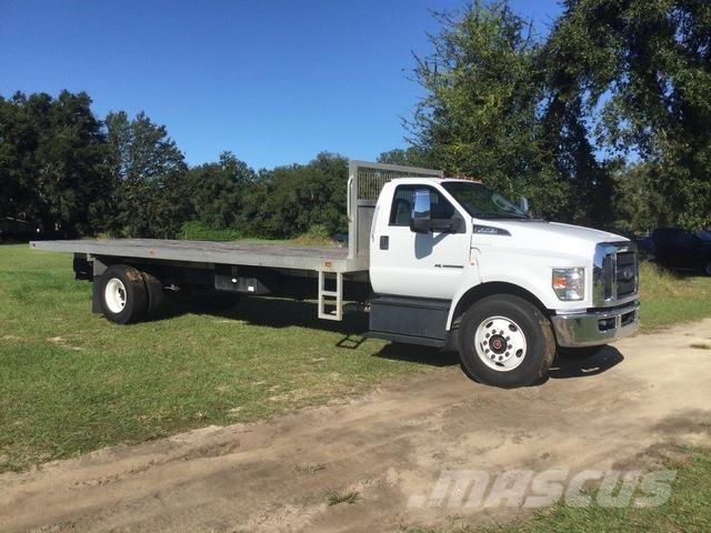 Ford F-750 Вантажівки-платформи/бокове розвантаження