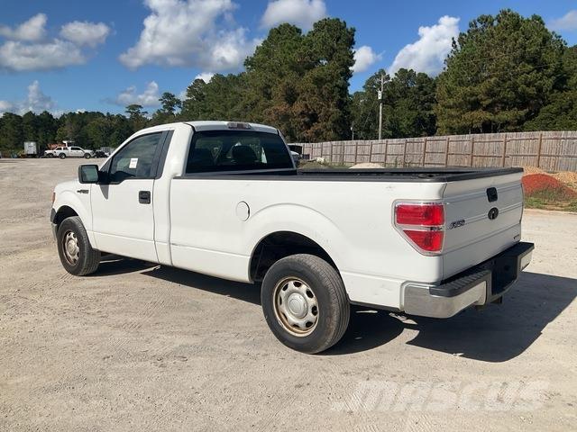 Ford F150 Пікапи / Бічне розвантаження