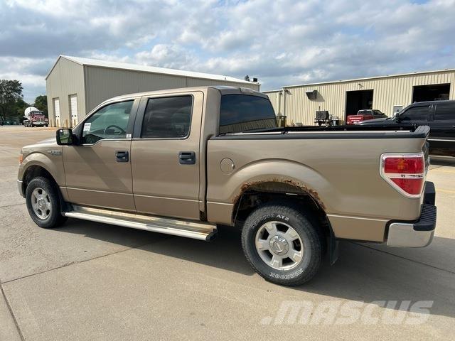 Ford F150 XLT Пікапи / Бічне розвантаження
