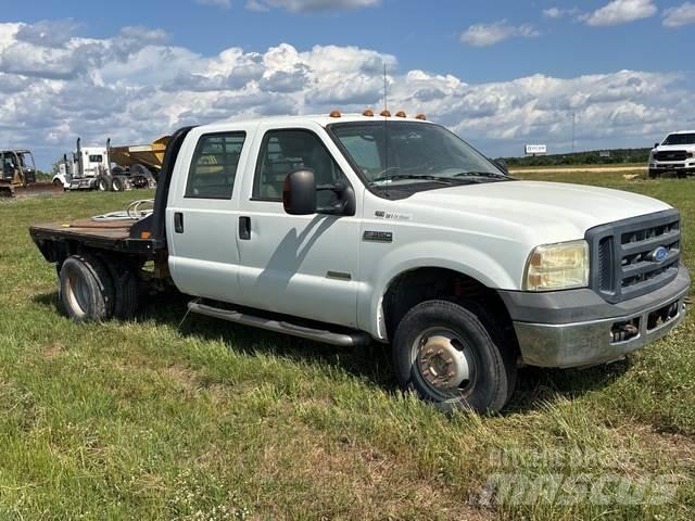 Ford F350 Вантажівки-платформи/бокове розвантаження