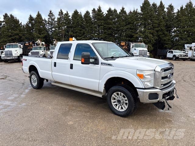 Ford F350 Пікапи / Бічне розвантаження