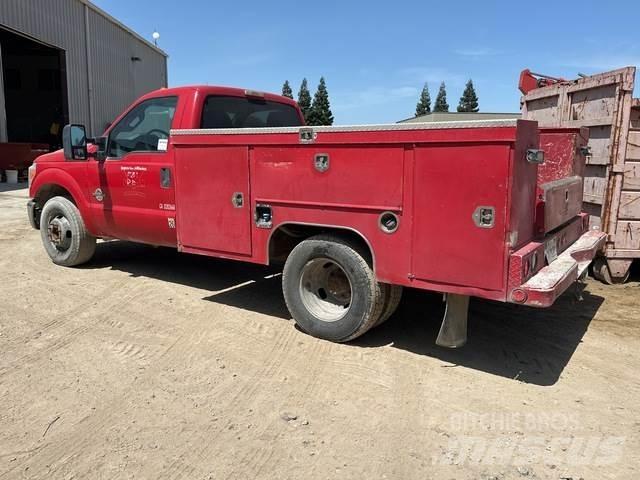 Ford F350XL Пікапи / Бічне розвантаження