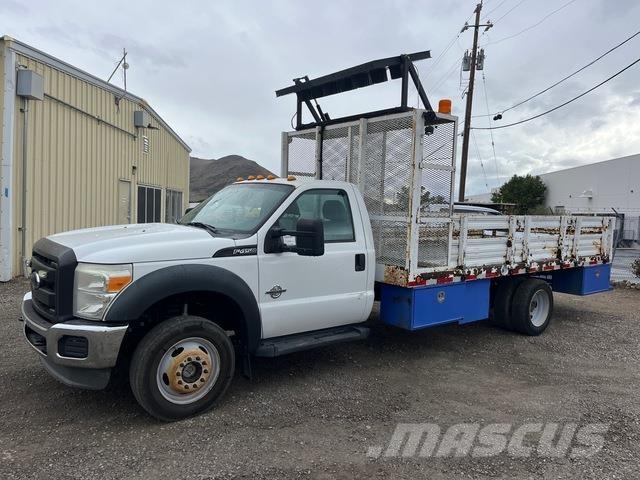 Ford F450 Комунальні автомобілі / автомобілі загального призначення