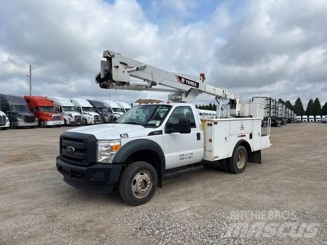 Ford F550 Автовишки на базі вантажівки