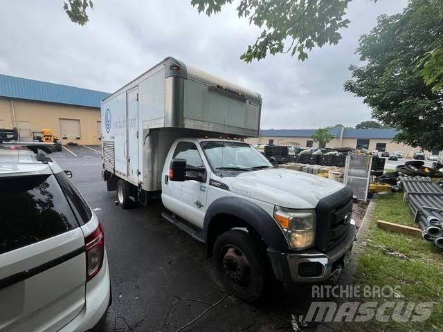 Ford F550 Фургони