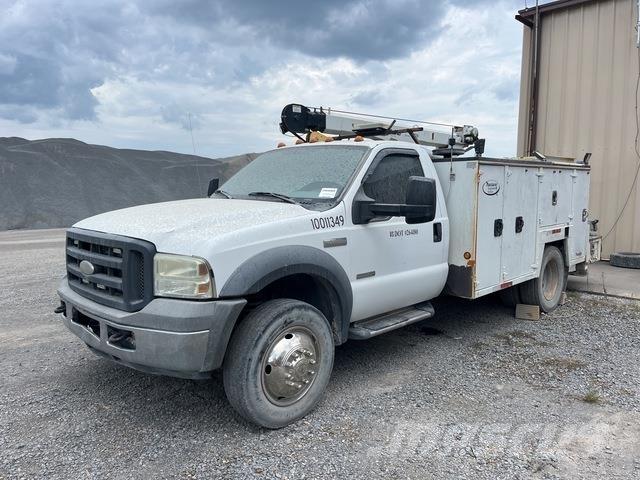 Ford F550 Комунальні автомобілі / автомобілі загального призначення