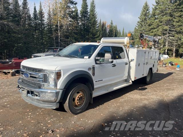 Ford F550 XLT Комунальні автомобілі / автомобілі загального призначення
