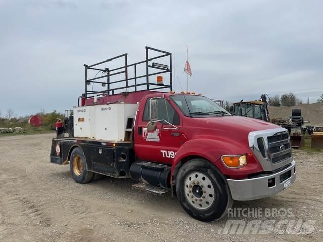 Ford F650 Вантажівки-цистерни
