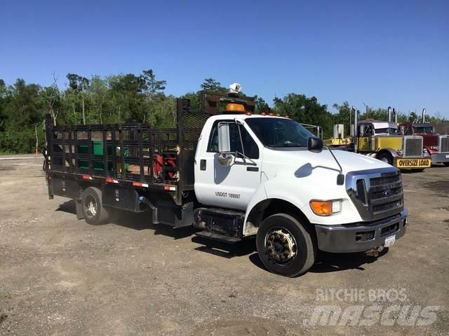 Ford F650 Вантажівки-платформи/бокове розвантаження