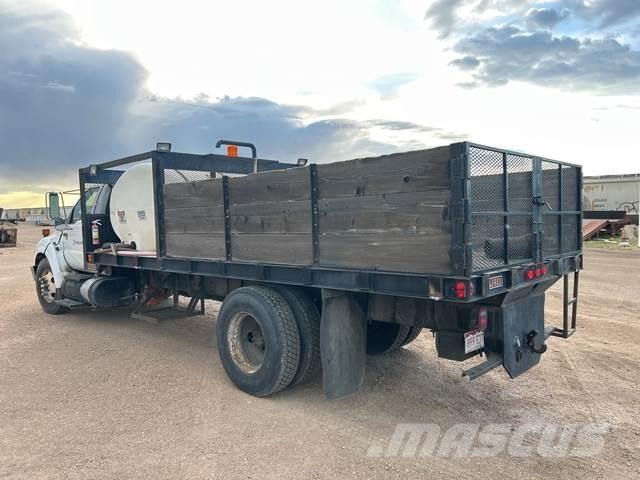 Ford F650 Поливальні машини