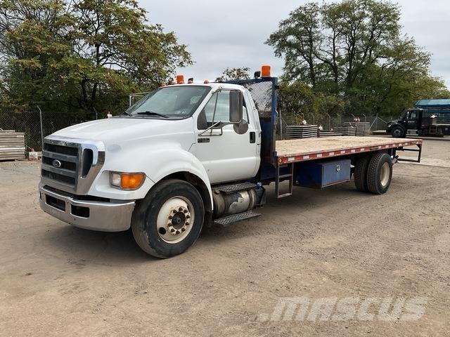 Ford F650 Вантажівки-платформи/бокове розвантаження