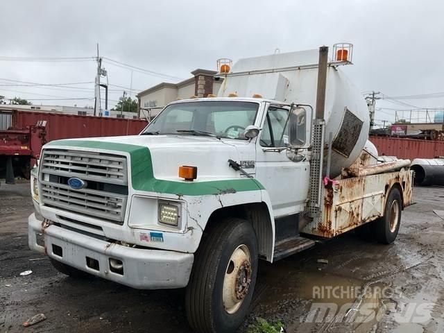 Ford F700 Будтехніка - Інші