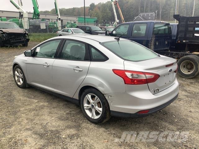 Ford Focus SE Автомобілі