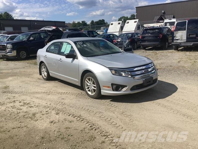 Ford Fusion S Автомобілі
