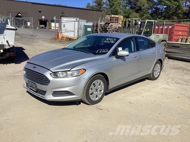 Ford Fusion S Автомобілі