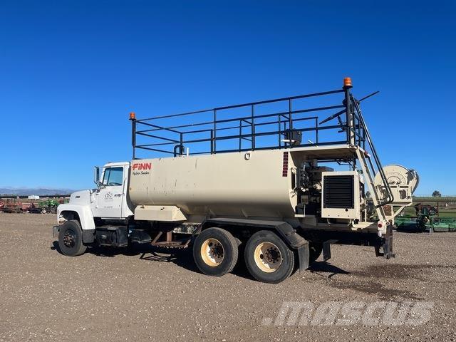 Ford L9000 Сільгосптехніка - Інші