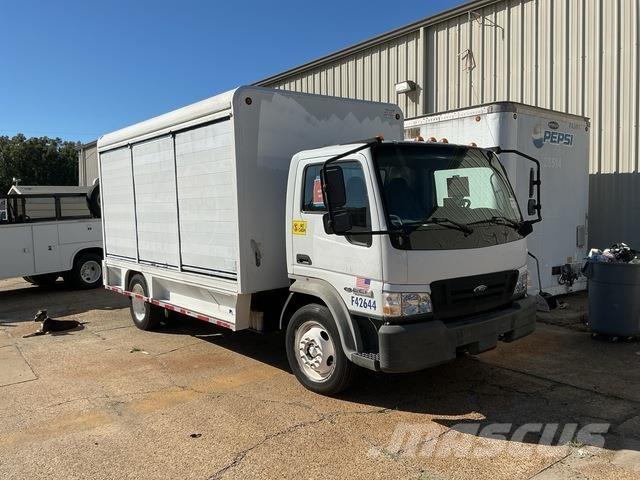 Ford LCF Вантажівки для доставки напоїв