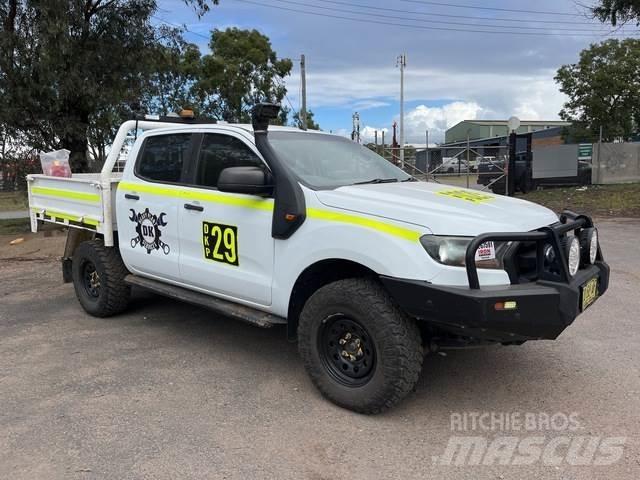 Ford Ranger Пікапи / Бічне розвантаження