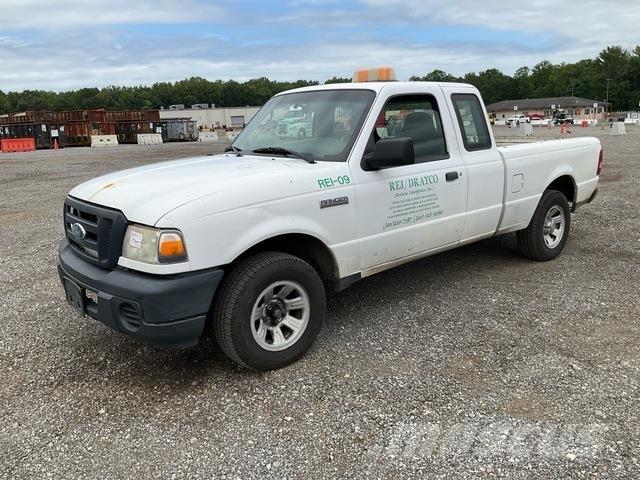 Ford Ranger Пікапи / Бічне розвантаження