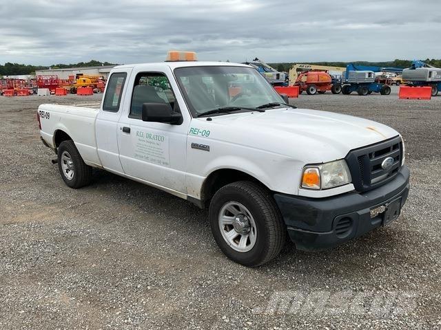 Ford Ranger Пікапи / Бічне розвантаження