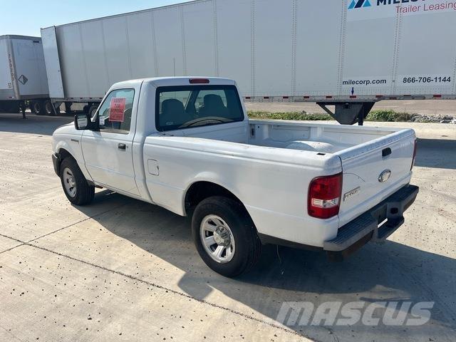 Ford Ranger Пікапи / Бічне розвантаження