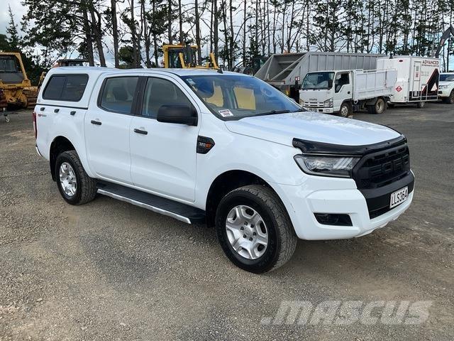 Ford Ranger XL Пікапи / Бічне розвантаження