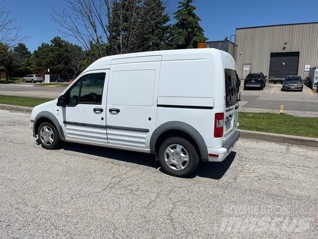 Ford Transit Панельні фургони