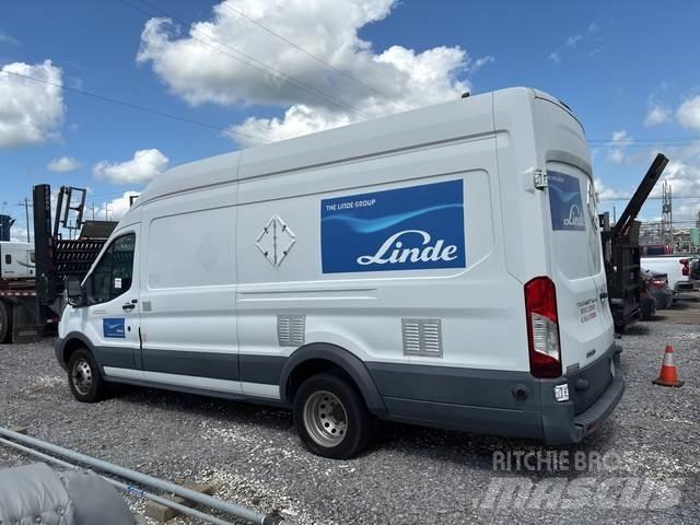 Ford Transit Фургони