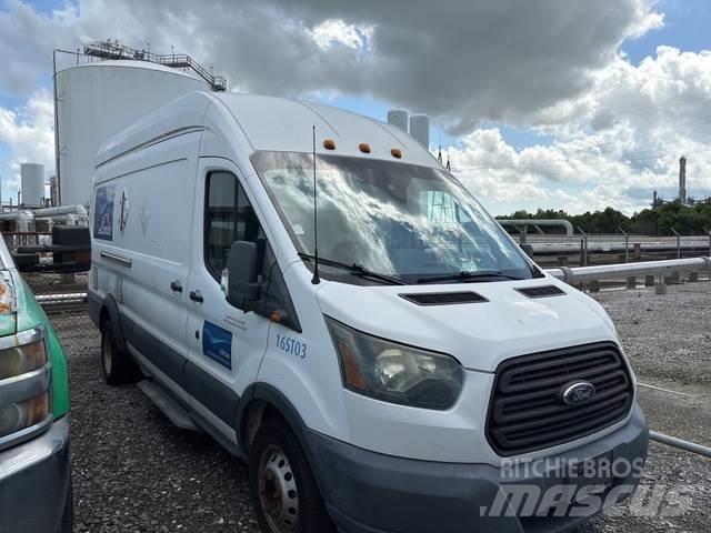 Ford Transit Фургони