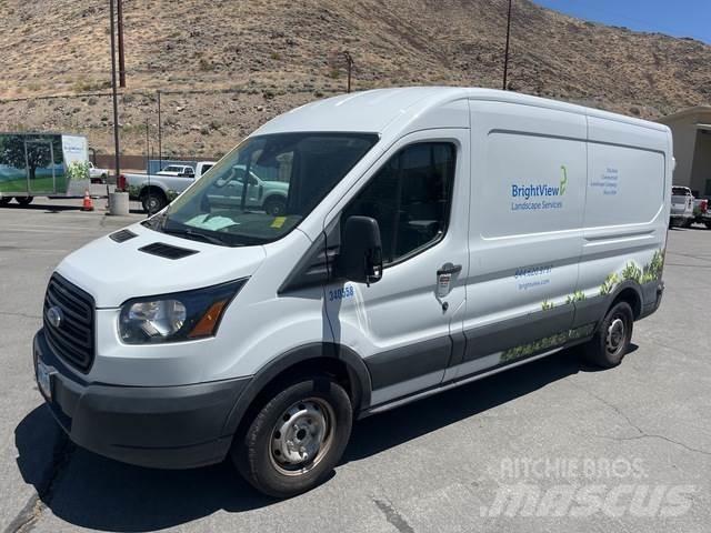 Ford Transit Панельні фургони