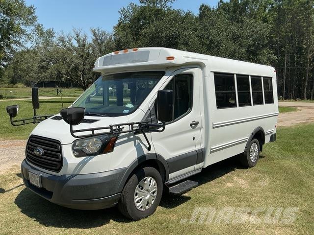 Ford Transit Мікроавтобуси