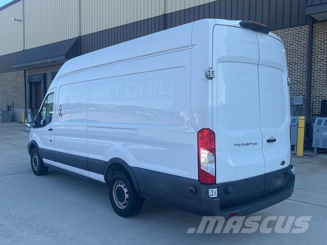 Ford Transit Фургони