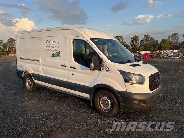 Ford Transit Панельні фургони