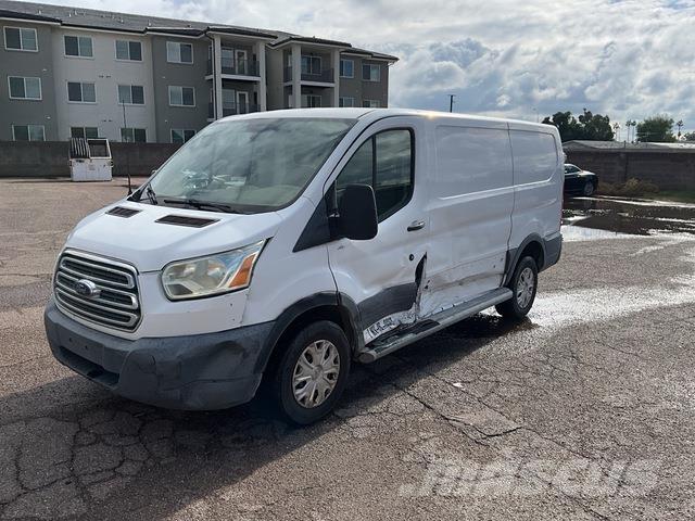 Ford Transit Панельні фургони