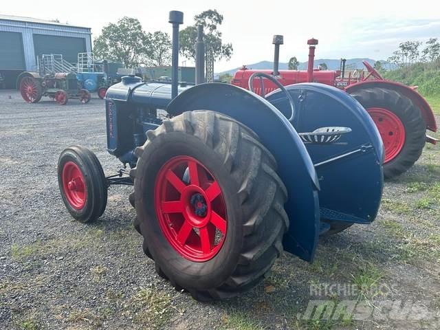 Fordson  Будтехніка - Інші