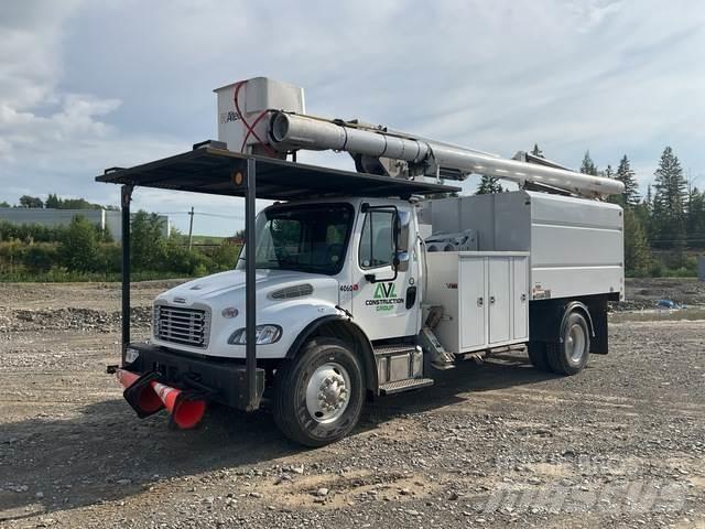 Freightliner  Автовишки на базі вантажівки