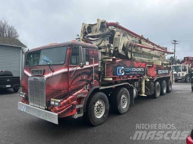 Freightliner  Бетононасоси