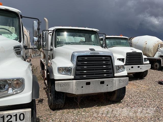 Freightliner  Вантажівки / спеціальні