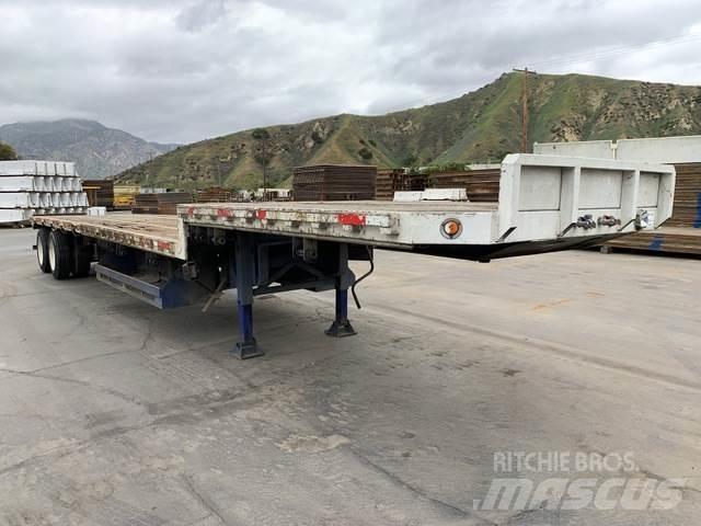 Fruehauf  Низькорамні причепи