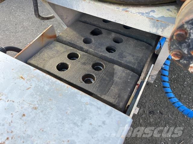  G & Z S400 Бетоноукладачі