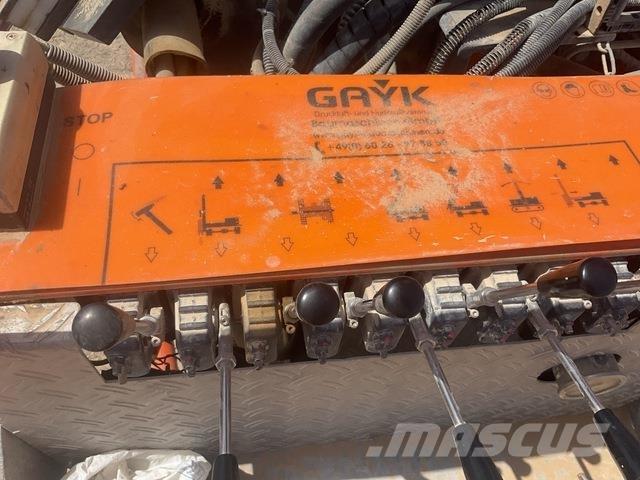 Gayk HRE3000 Віброзанурювачі