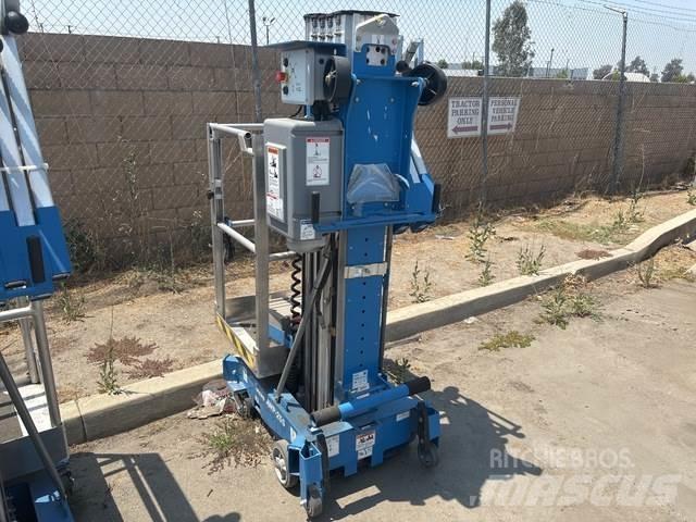 Genie AWP-25S Вертикальні щоглові підйомники