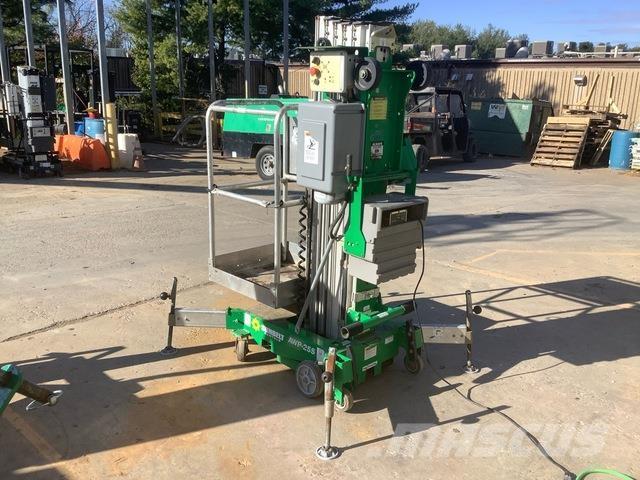 Genie AWP-25S Вертикальні щоглові підйомники